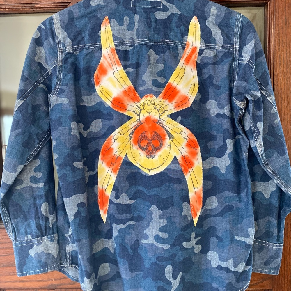 Boys Altered shirt spider